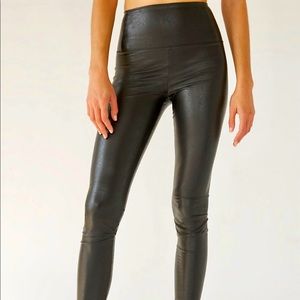 Wilfred Free Daria Faux Leather Legging - Aritzia